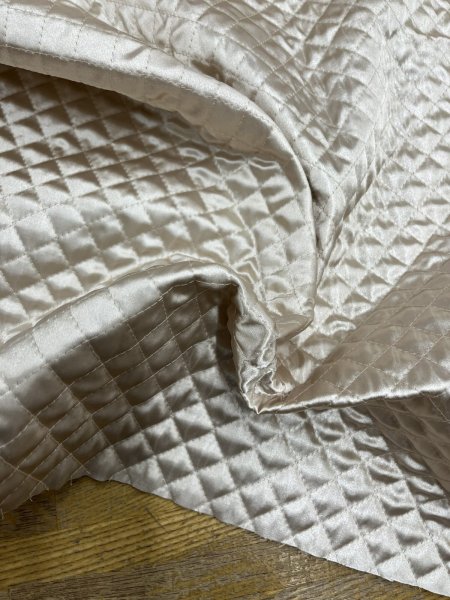 画像6: 生地：綿ポリエステルサテンキルト（クリーム） (6)