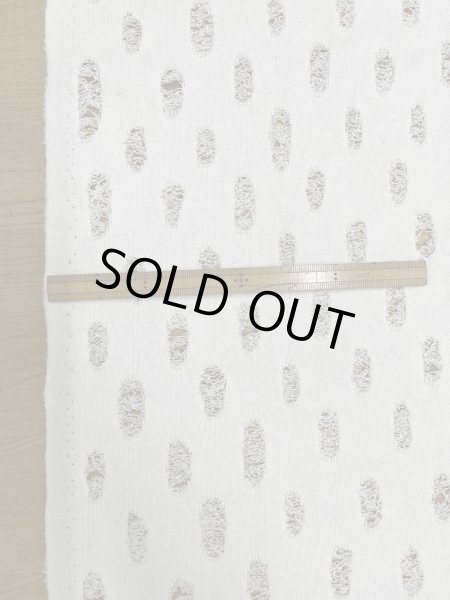 画像2: 生地：綿100％オパール型加工風ダメージ裏毛ニット（白） (2)