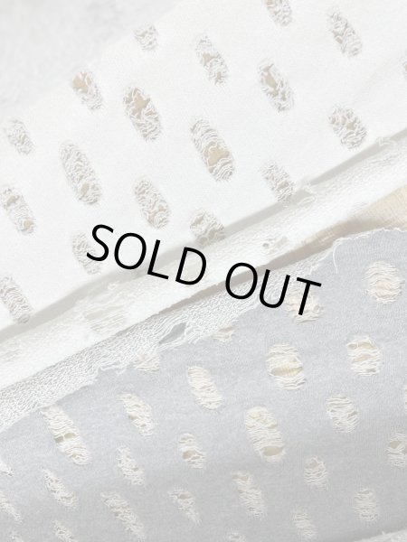 画像8: 生地：綿100％オパール型加工風ダメージ裏毛ニット（白） (8)