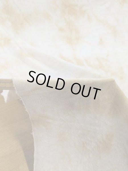 画像4: 生地:ポリエステル100%ムラ染めベロアニット(ベージュ) (4)