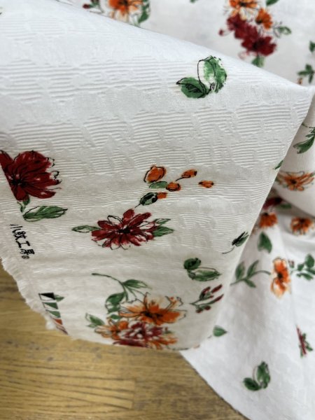 画像9: 生地:コットンジャガードフラワープリント〈白×赤〉 (9)