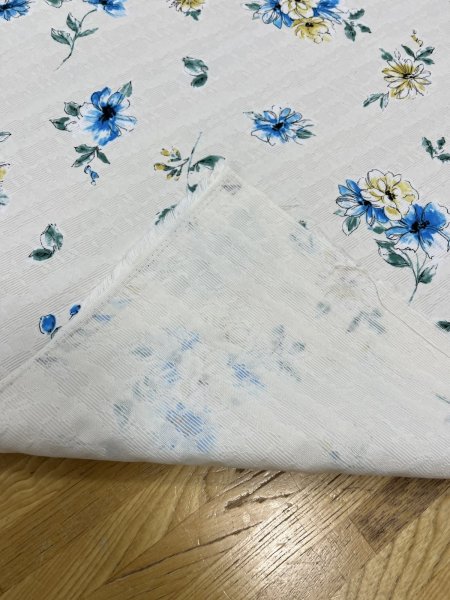 画像4: 生地:コットンジャガードフラワープリント〈白×青〉 (4)
