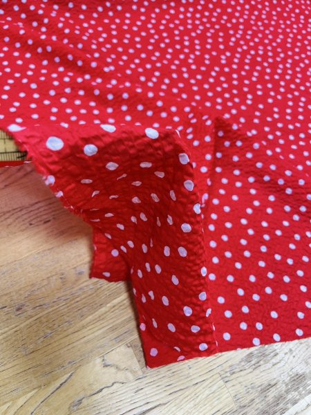 画像7: 生地：ランダムドットプリント コットンローンミラクルウェーブ（赤×白） (7)