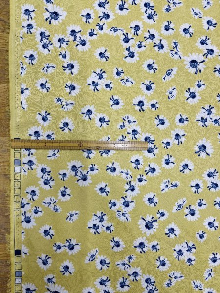 画像2: 生地:ジャガード織り×花柄プリント生地(イエロー) (2)