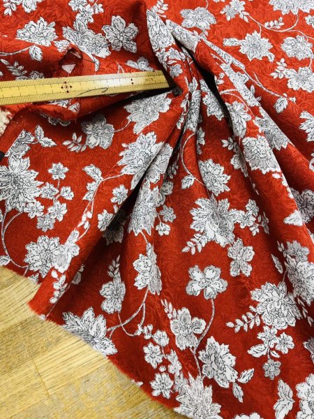 画像6: 生地:ポリエステル100%ジャガード織り花柄プリント生地(赤/白・グレー) (6)