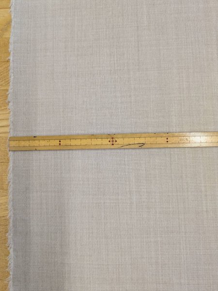 画像2: 生地：中厚ウールストレッチ生地（ベージュ） (2)