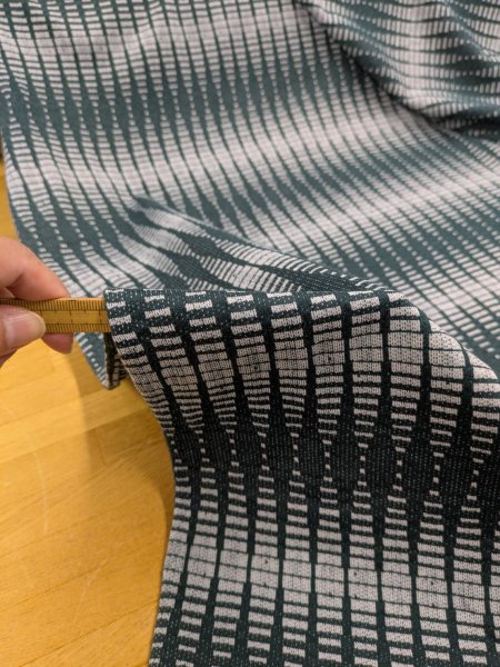 画像4: 生地:綿ポリ幾何学柄ニット(グリーン) (4)