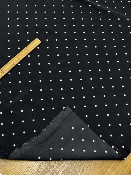 画像4: 生地:水玉柄ポリエステルデシン(ブラック×白) (4)