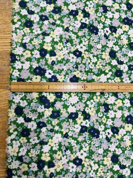 画像3: 生地:ポリエステル100%30スパンローン(グリーン・フローラル) (3)