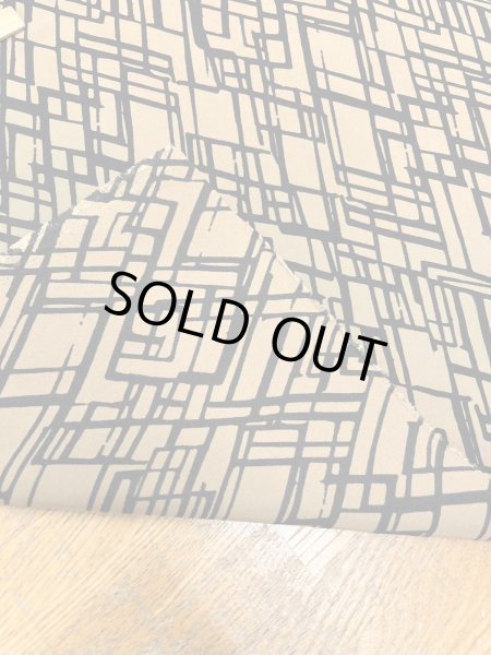 画像4: 生地:ポリエステル100%変形バイアスプリント(ブラウン×ブラック) (4)