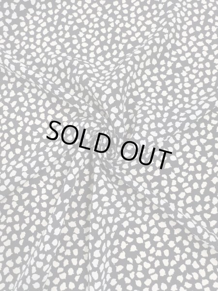 画像6: 生地:ポリエステル100%ヴィーナスデシン(黒×白変形ドット) (6)