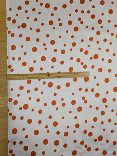 画像2: 生地：綿50％・シルク50％ 綿シルクサテンランダムドット柄（ホワイト×レッド） (2)