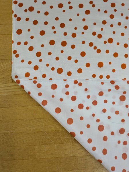画像4: 生地：綿50％・シルク50％ 綿シルクサテンランダムドット柄（ホワイト×レッド） (4)