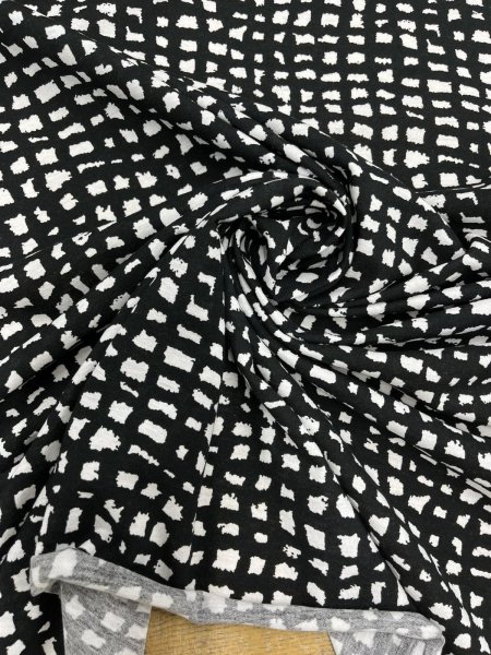 画像6: 生地：綿100％モノトーン手書き風チェック 天竺ニット（白／黒） (6)