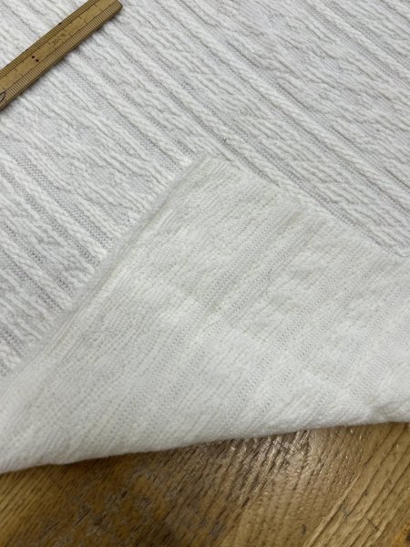 画像4: 生地：ジャガード編み アランケーブル柄 ニット（オフ白） (4)