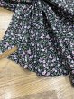 画像6: 生地：綿100％小花プリント平織（ブラック） (6)
