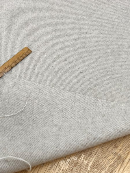 画像4: 生地： イタリー製アクリルポリ混ウール（ベージュ） (4)