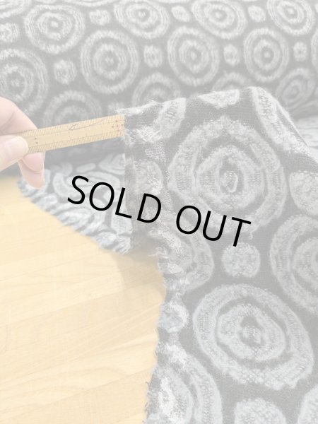 画像4: 生地：ウールポリエステル混 サークル柄ニット（ブラック×グレー） (4)