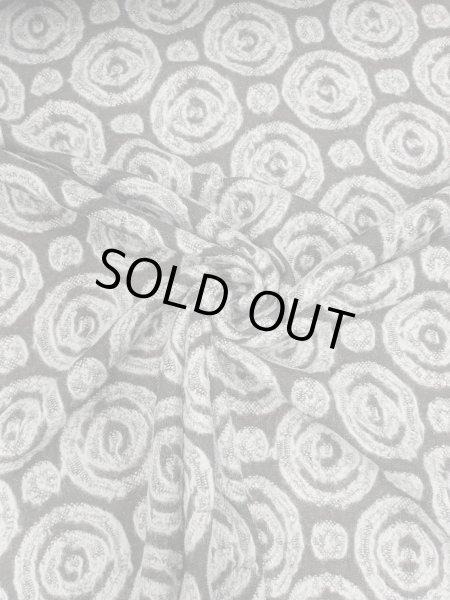 画像7: 生地：ウールポリエステル混 サークル柄ニット（ブラック×グレー） (7)