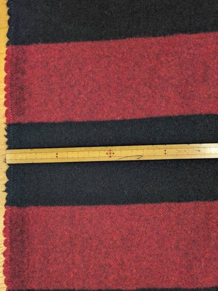 画像3: 生地： ツイード太ボーダー柄ウール（赤／黒） (3)