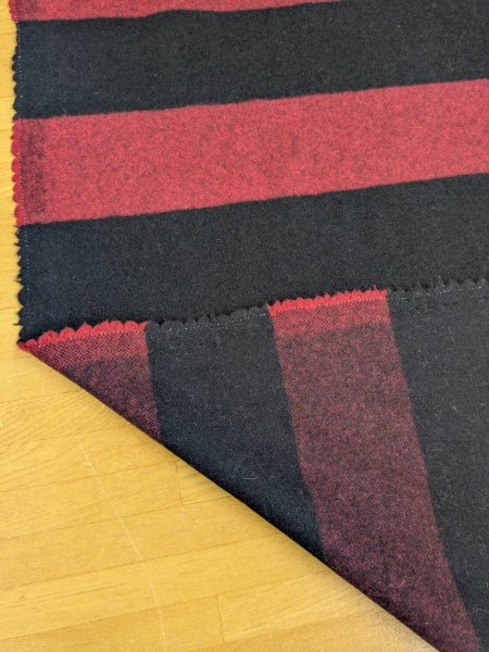 画像4: 生地： ツイード太ボーダー柄ウール（赤／黒） (4)