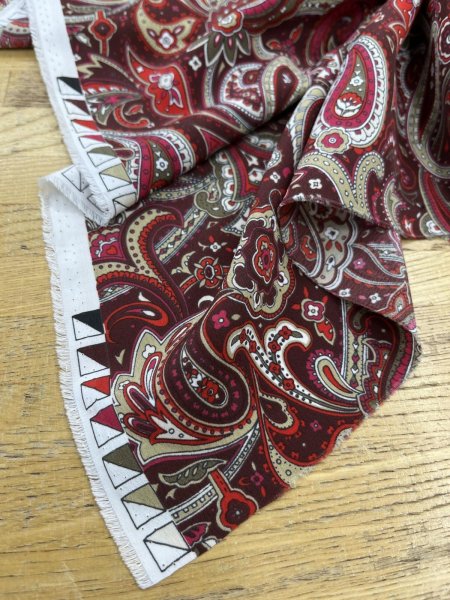 画像8: 生地:ポリエステル100%ペイズリー柄プリント(赤系) (8)