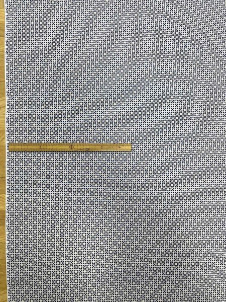 画像2: 生地：綿60ローン幾何柄プリント（白地×紺） (2)