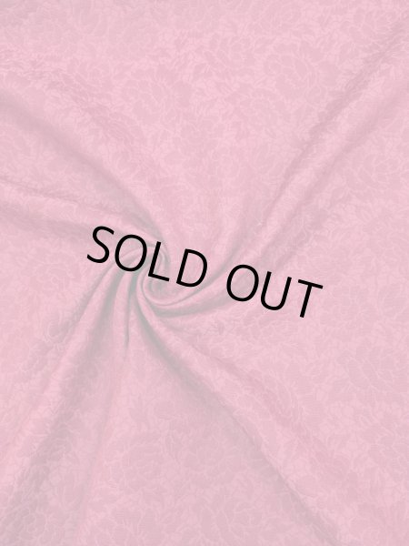 画像7: 生地：ポリエステル100％バラ柄ふくれジャガード（赤） (7)