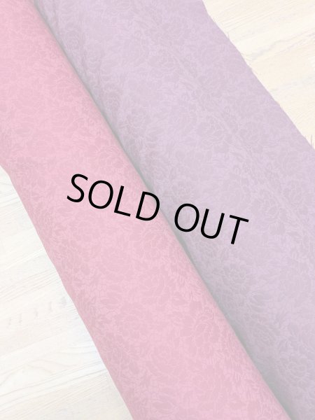 画像8: 生地：ポリエステル100％バラ柄ふくれジャガード（赤） (8)