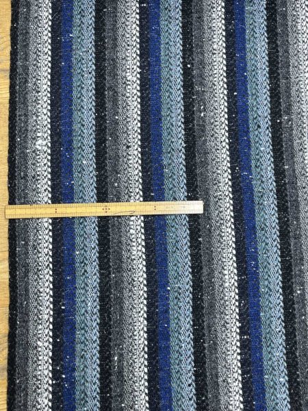 画像2: 生地： ネイティブ柄ストライプウール（ブルー系） (2)