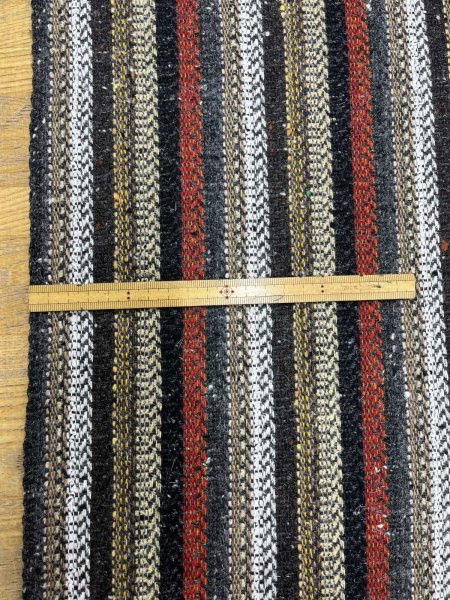 画像3: 生地： ネイティブ柄ストライプウール（レッド系） (3)