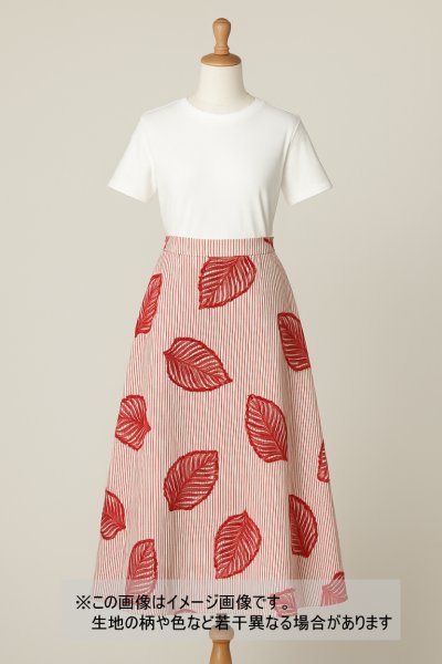 画像1: 生地：ストライプ×リーフ柄カットジャガード（白×赤） (1)