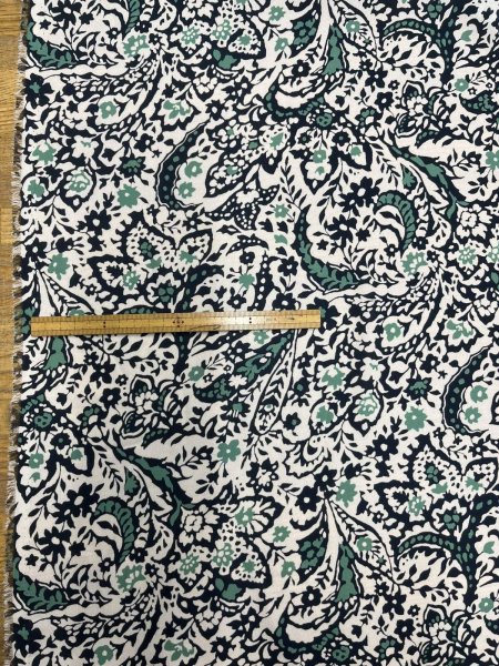 画像2: 生地：ポリエステル100％プリント（白地×紺・緑） (2)