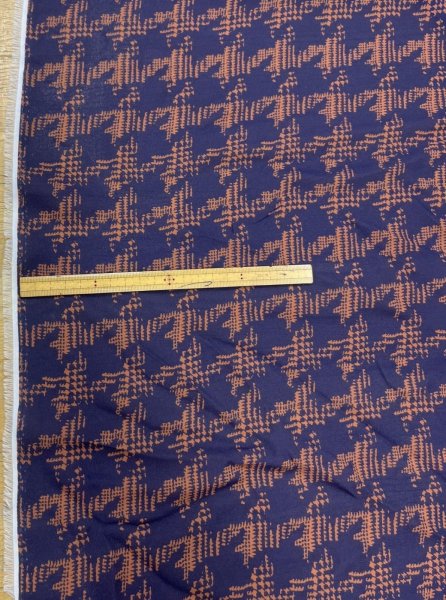 画像2: 生地：ポリエステル100％千鳥格子プリント（ネイビー／オレンジ） (2)