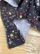 画像8: 生地：ポリエステル100％小花柄プリント（黒） (8)
