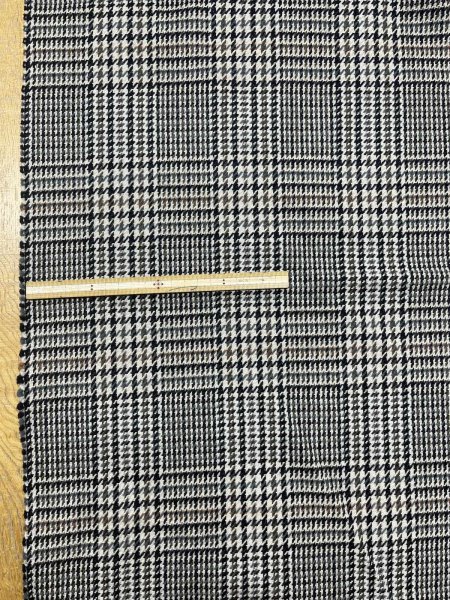 画像2: 生地：千鳥格子柄 ウールポリエステル（ベージュ×茶） (2)