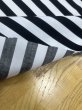画像5: 生地：綿100％ストライププリント（白地×黒） (5)