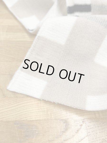 画像8: 生地：大柄チェック起毛ウール混ファブリック（白×黒×グレージュ） (8)