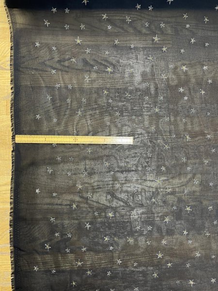 画像2: 生地：星刺繍 シフォン（ブラック／ゴールド） (2)