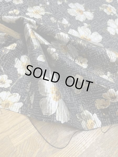 画像5: 生地：ポリエステル100％ フローラルジャカード（ブラック／ゴールド） (5)