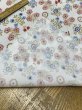 画像4: 生地：ポリエステル100％ レトロフラワー（オフホワイト） (4)