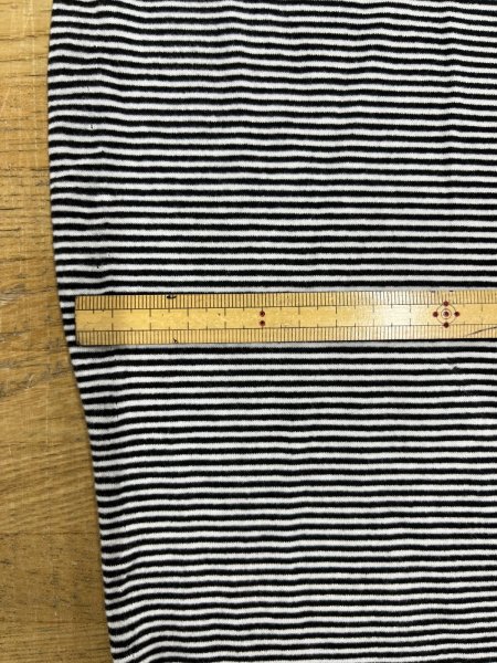 画像3: 生地：ポリエステル100％ ボーダー2WAYストレッチニット（白／黒） (3)