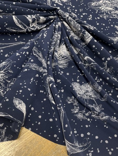 画像6: 生地：ニュービーナス糸ポリエステルデシン花柄（紺／白） (6)