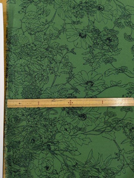 画像3: 生地：ジーナ糸ポリエステルデシン花柄（緑／黒） (3)