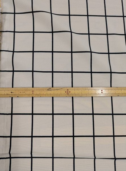 画像3: 生地：ポリエステルデシン／格子プリント（ベージュ×黒） (3)