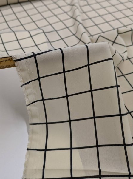 画像5: 生地：ポリエステルデシン／格子プリント（ベージュ×黒） (5)