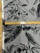 画像3: 生地：綿100％／70ローン 先染めストライプ 花柄プリント（紺×白） (3)