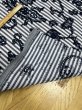 画像4: 生地：綿ポリエステル混 ストライプ刺繍カットジャガード（グレー） (4)