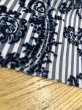 画像9: 生地：綿ポリエステル混 ストライプ刺繍カットジャガード（グレー） (9)