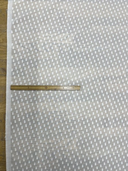 画像2: 生地：ポリエステル100％シフォンカットジャカード（キナリ） (2)